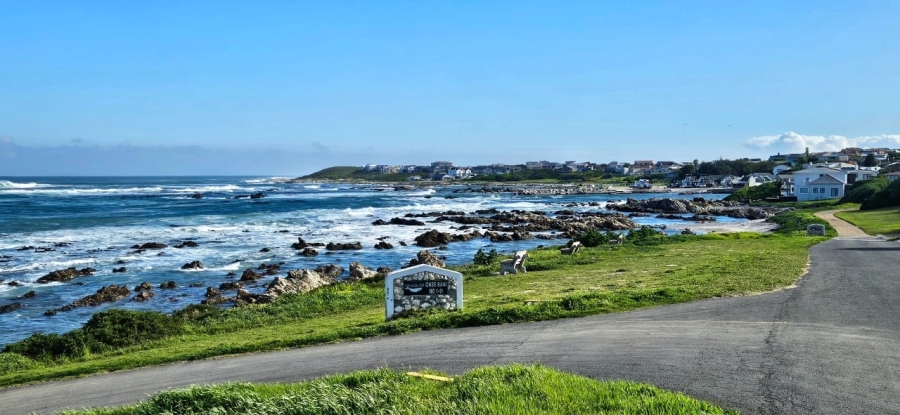 5 Bedroom Property for Sale in Kleinbaai Western Cape